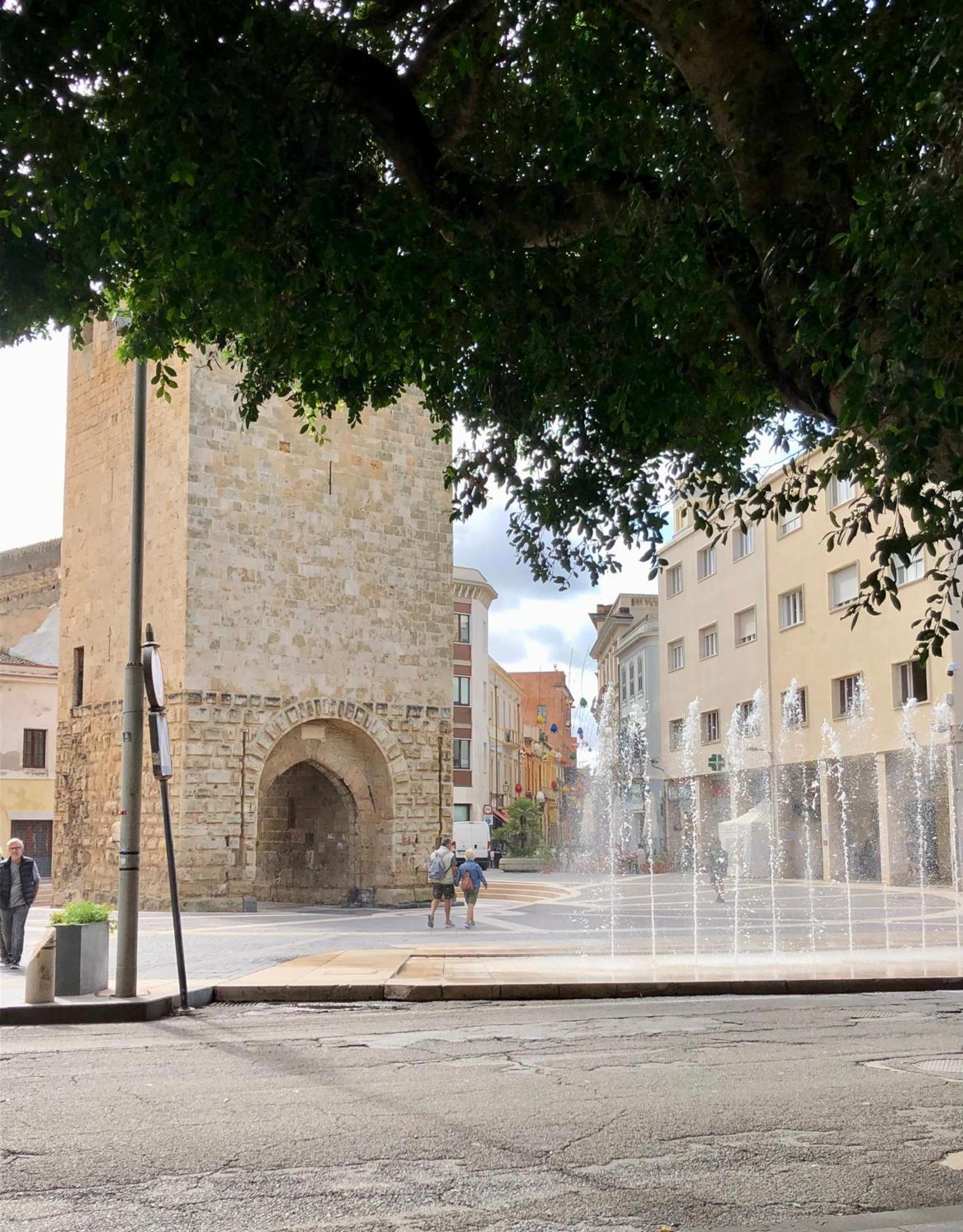 Casa Tirso Appartement Oristano Buitenkant foto